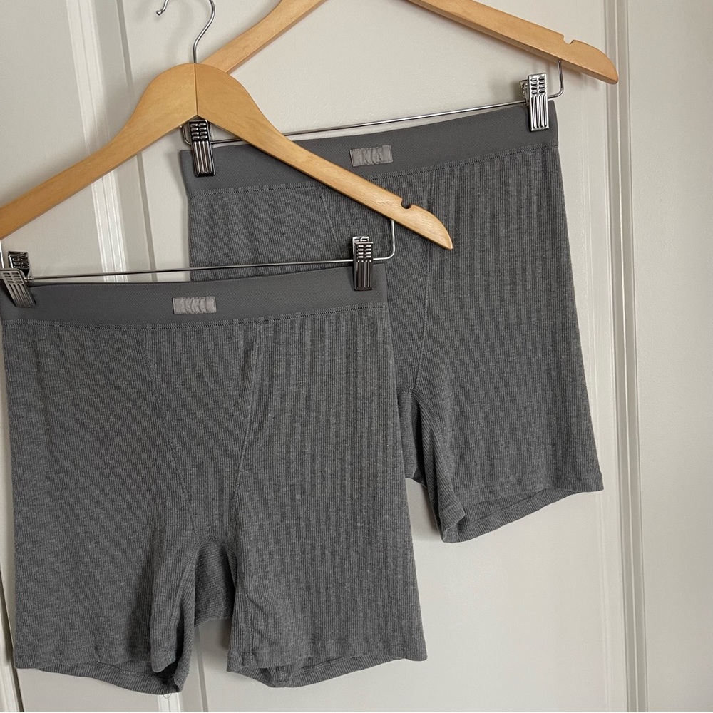 (2 pairs) SKIMS SOFT LOUNGE BOXER - HEATHER GREY